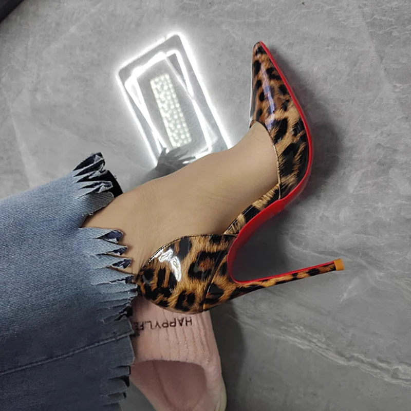 2025 Design Woman shoes Female Fashion gradient leopard print Heels For women Sexy Pointed Toe Thin Heel Party banquet Pumps