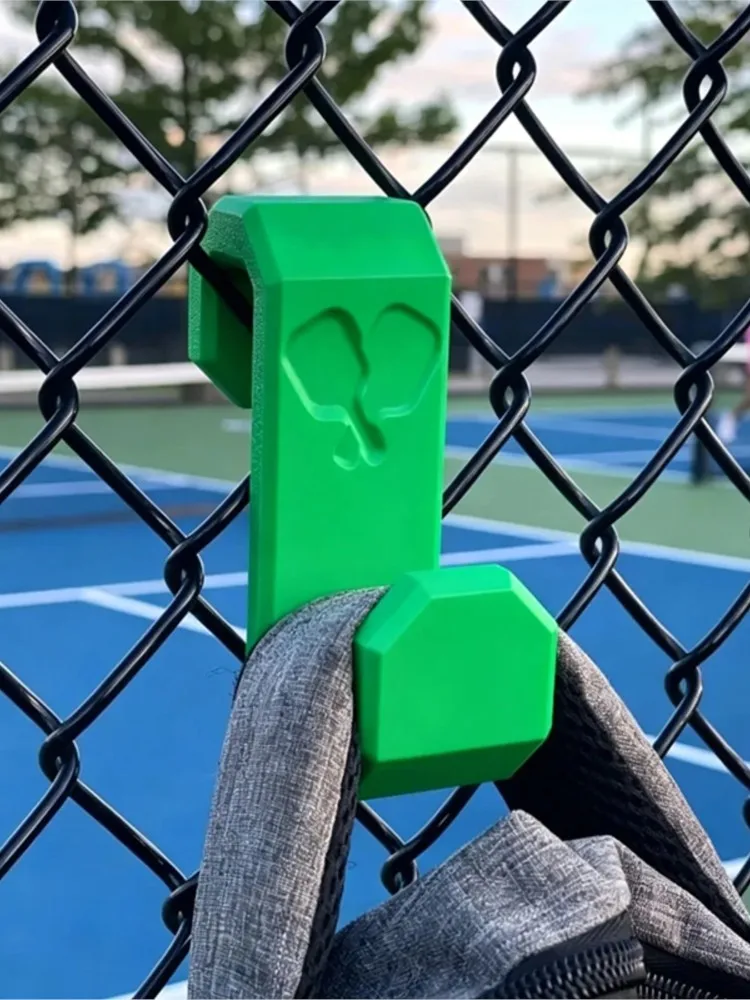 Tennis Pickleball Fence Hook,Outdoor Sports Bag Hanger, Portable Chain Link Fence Hook For Backpack Water Bottle Storage