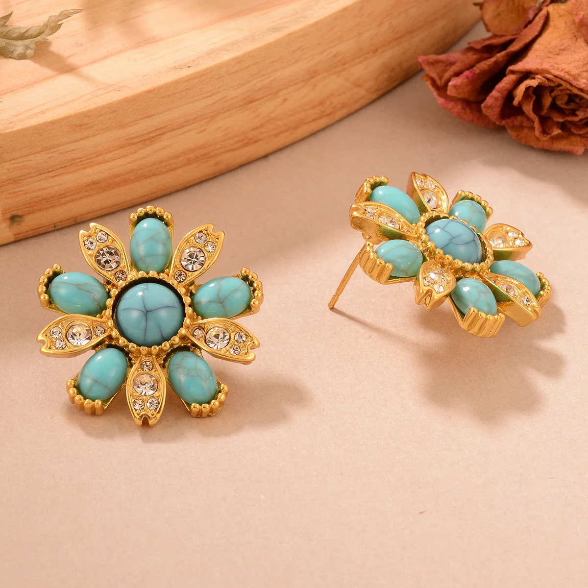 

Vintage Gold Color Turquoise Stone Flower Stud Earrings for Women Fashion Zircon Petal Drop Earrings Jewelry Gift