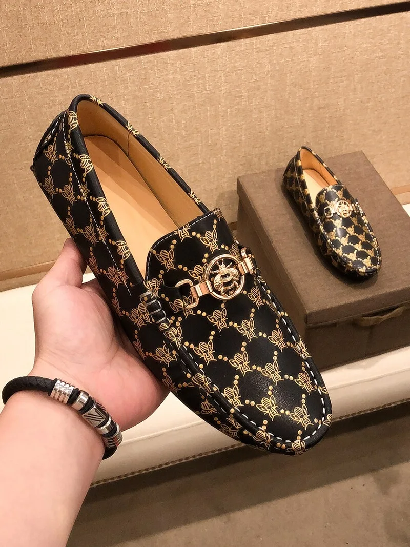 cool-nouveau-2025-hommes-decontracte-loers-en-cuir-blanc-haricot-oes-avec-petit-logo-d'abeille-confortable-leger-bout-rond-talon-plat