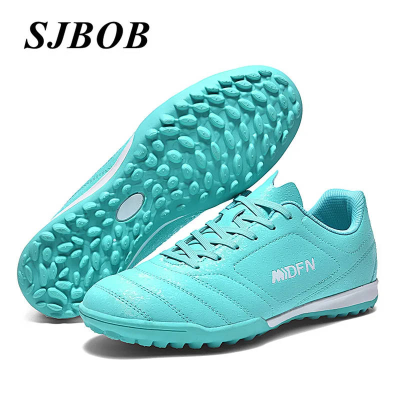 

New Kids Futsal Soccer Shoes Size 32-47 Low Cut TF/FG Men's Football Shoes Light Non-Slip Outdoor Men Soccer Shoes Tenis Hombres