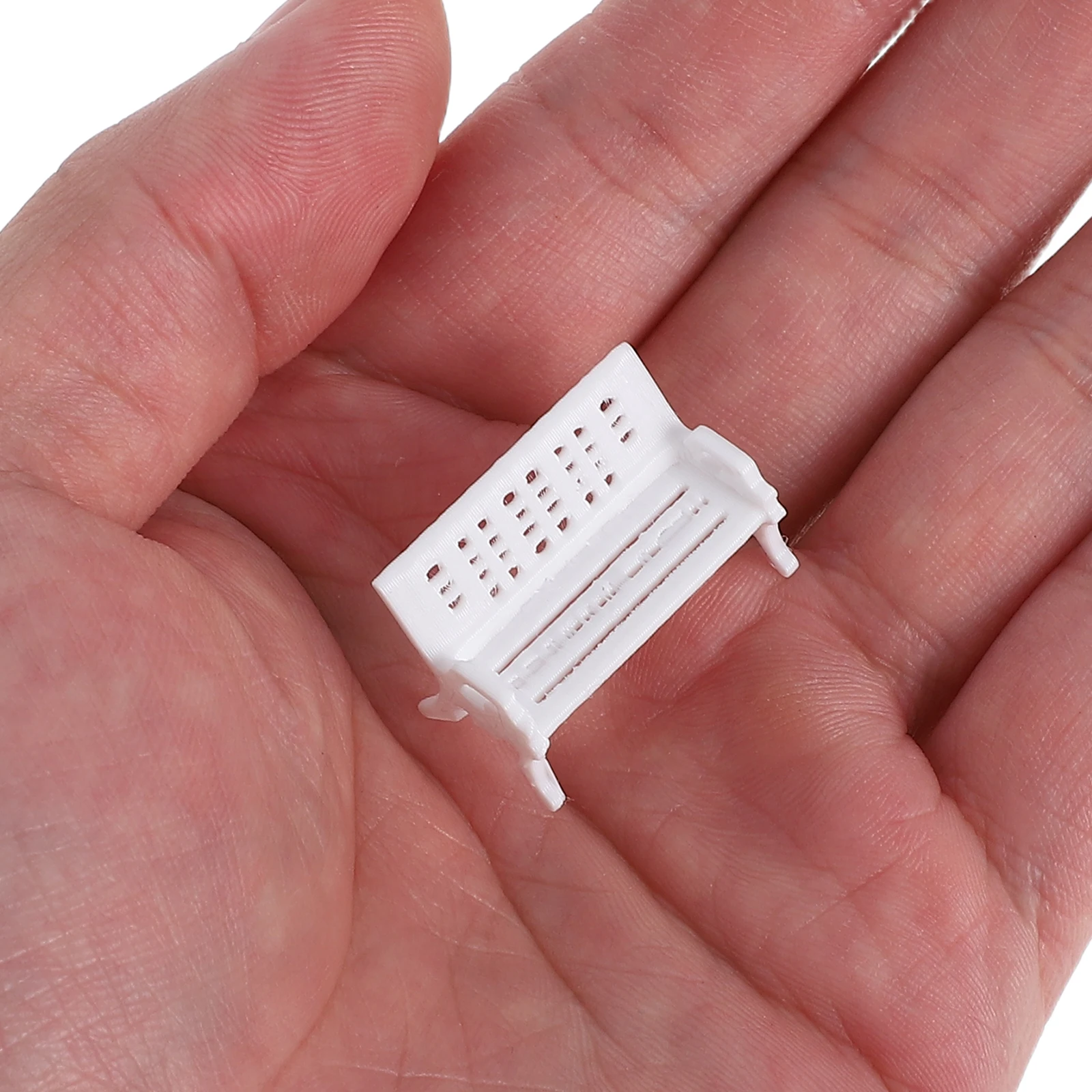 Mini chaise de parc en plastique, 5 pièces, réaliste, légère, Portable, banc d'ornement de bureau pour scènes miniatures, meubles, maison de poupée, bricolage