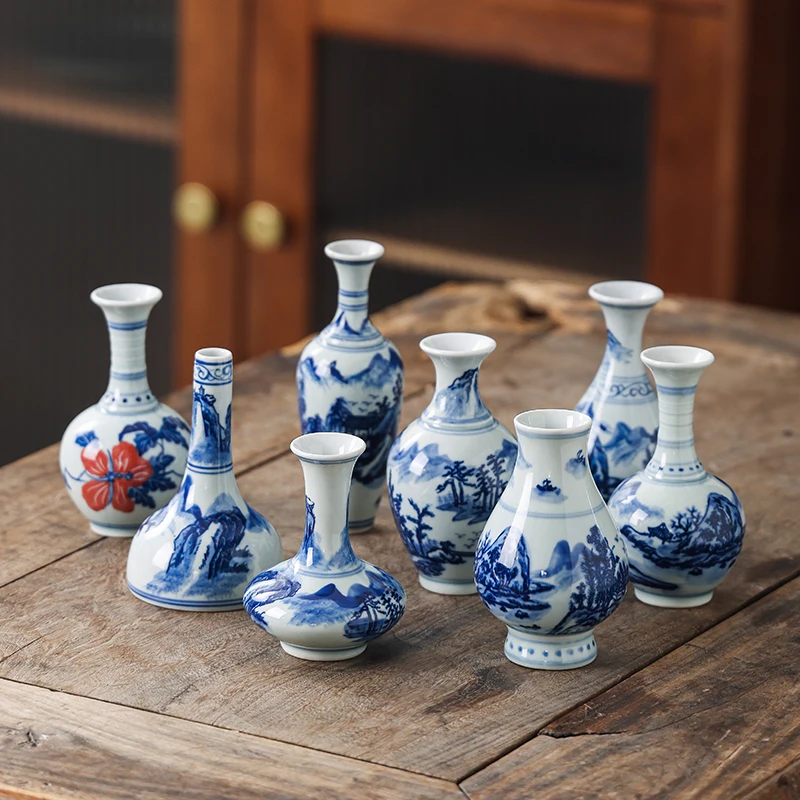 

Jingdezhen Blue And White Porcelain Hand-painted Ceramic Vase Shelf Mini Vase Small Dried Flower Home Decoration