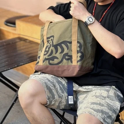 

2022 SS HUMAN MADE Limited Edition Unisex Couple Retro Polar Bear Tiger Canvas Durable Single Shoulder Handheld Backpack