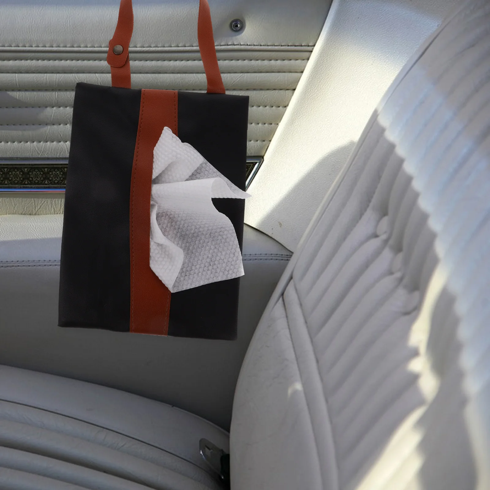 

PU Car Backseat Tissue Holder Hanging Tissue Bag Travel Organizer Space Saving Car Accessory Travel Dinner Napkin Holder