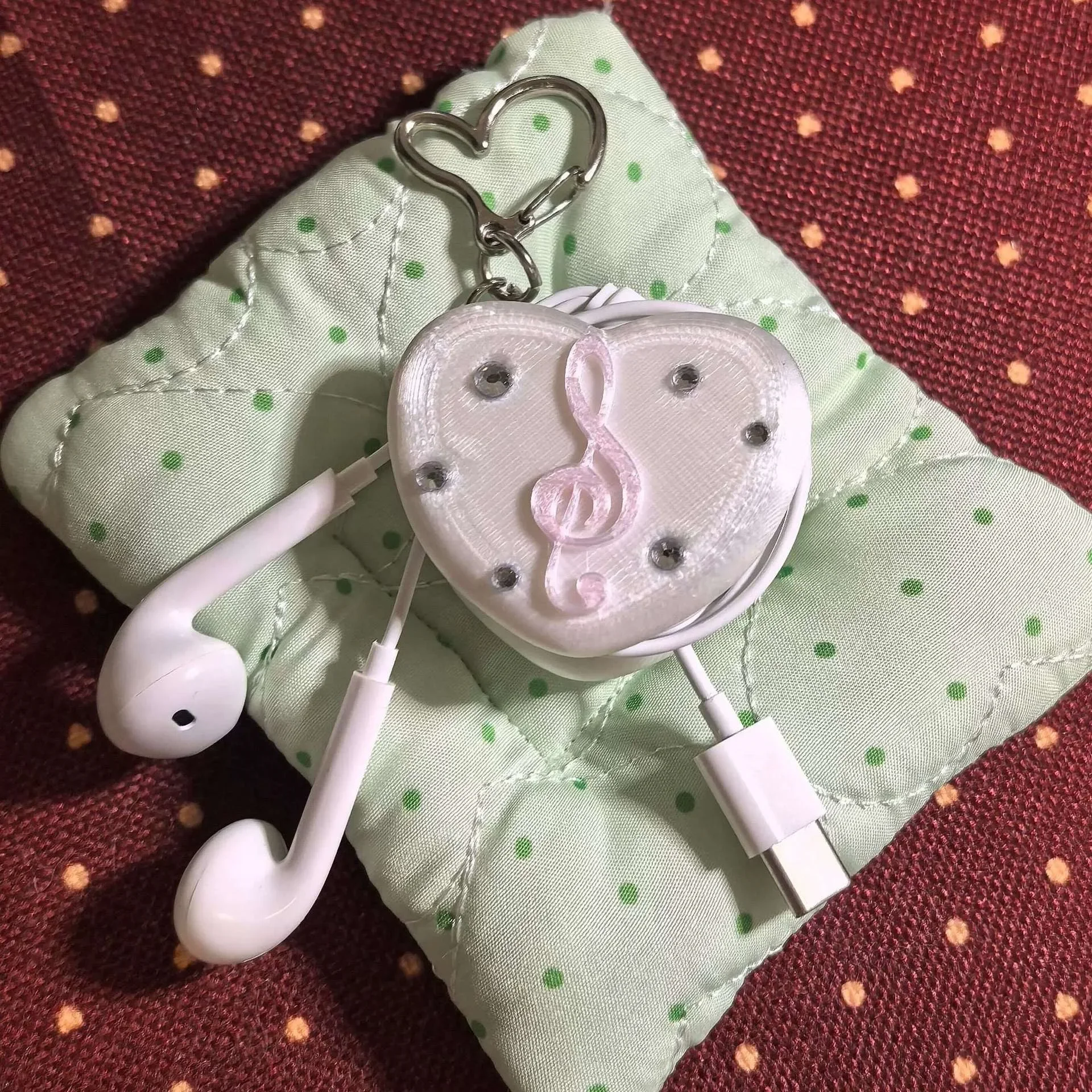 Cable Winder Keychain - Tas Penyimpanan Headphone dengan Desain Musikal