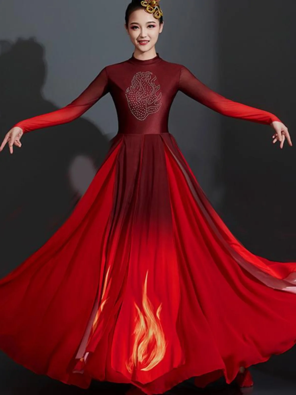 nouvelle-tenue-de-spectacle-de-danse-a-ouverture-classique-theme-rouge-etoiles-comme-l'etincelle-jupe-large-double-couche-danse-des-fans-wanjiang