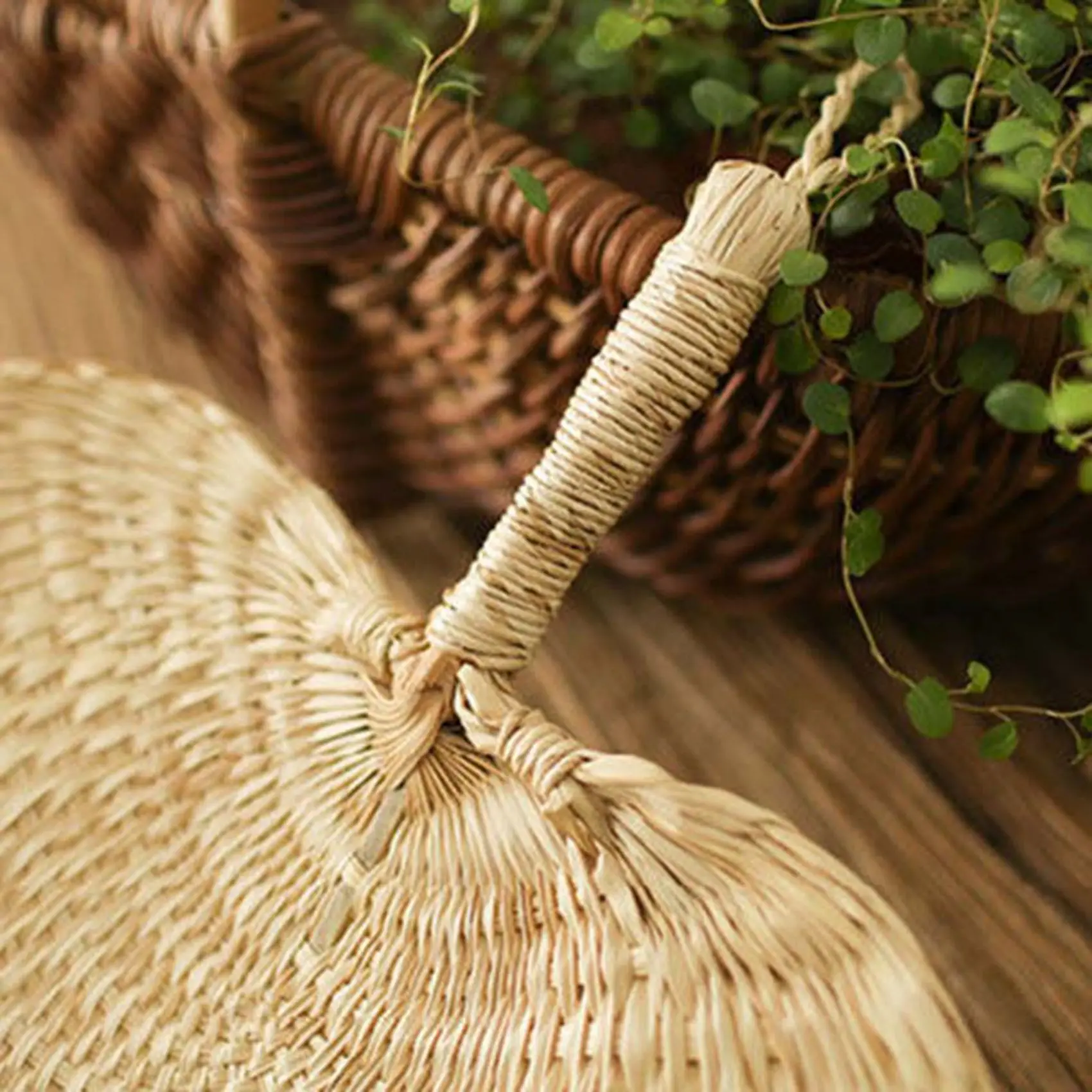 LICE-5X Cool Baby Mosquito Repellent Fan Summer Manual Straw Hand Fans Palm Leaf
