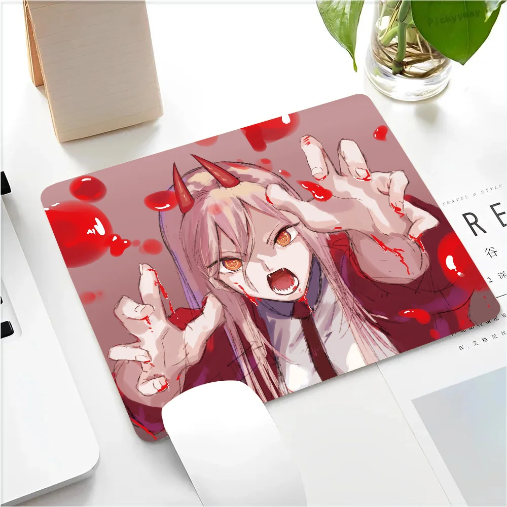 Power Chainsaw Man Anime Girl Mousepad Small LockEdge Mouse Pad per giocatori Computer Desk Pad gomma antiscivolo