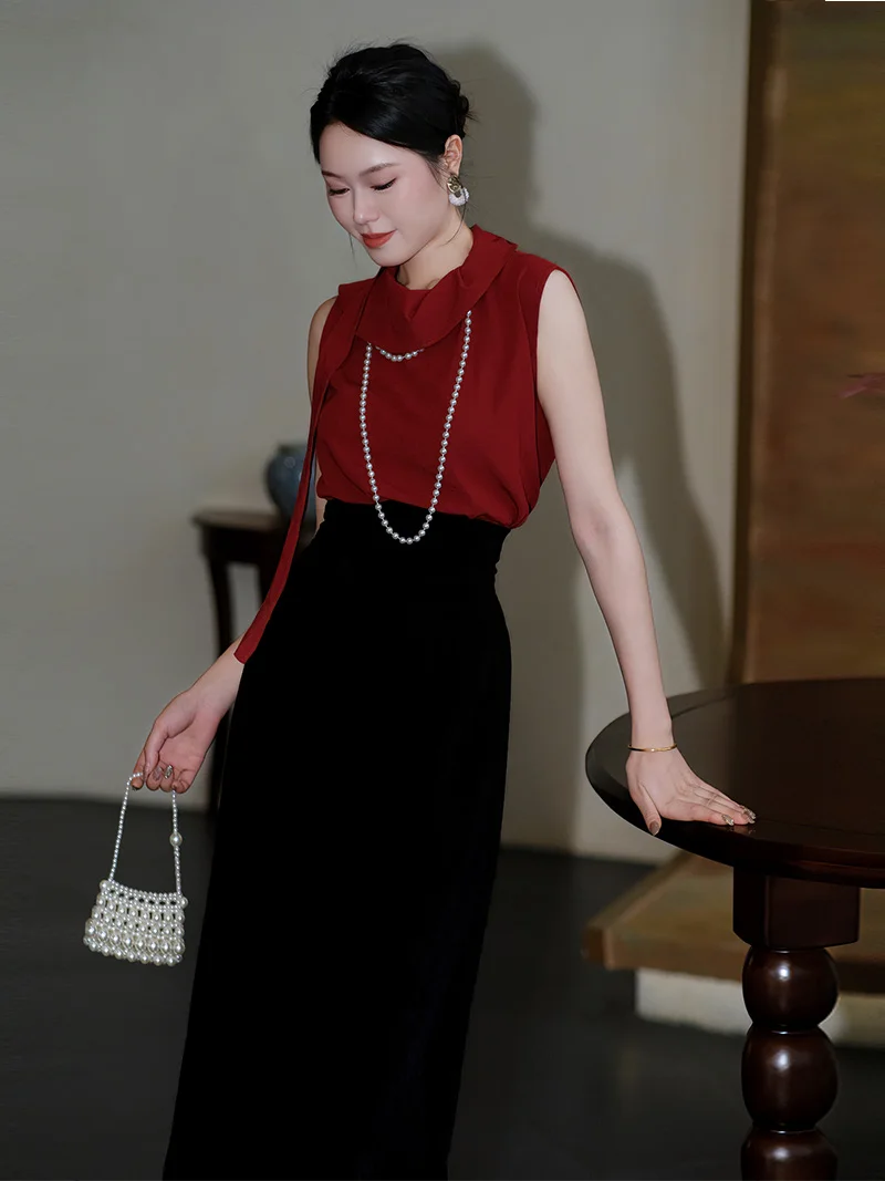 

Красный топ и черная юбка: комплект для женщин, хлопковый, повседневный, с круглым вырезом, коротким рукавом, в китайском стиле, для коррекции фигуры