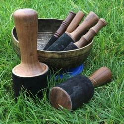 Tibetan Singing Bowl Wood Stick Buddhist Meditation Singing Accessory for Bedroom Dormitory Meditation Crafts 87HA