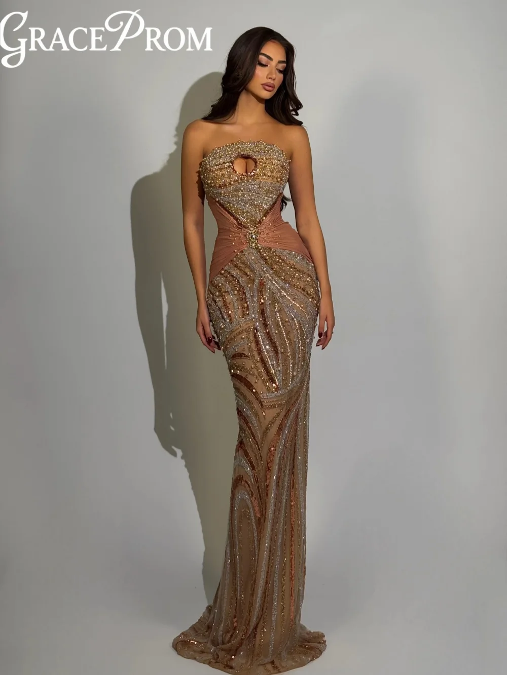 

Привлекательное вечернее платье без бретелек с корсетом из бисера Изысканное прямое длинное свадебное платье Стильные платья для выпускного вечера по индивидуальному заказу