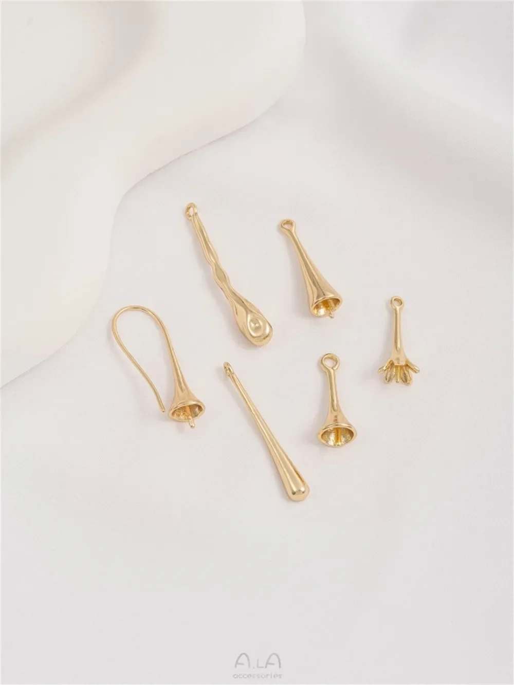 14K Gold-clad Trumpet-shaped Holder Ear Hook Drop-shaped Pearl-holder Pendant Rock-dissolving Hanging Rod Diy Earring Accessorie