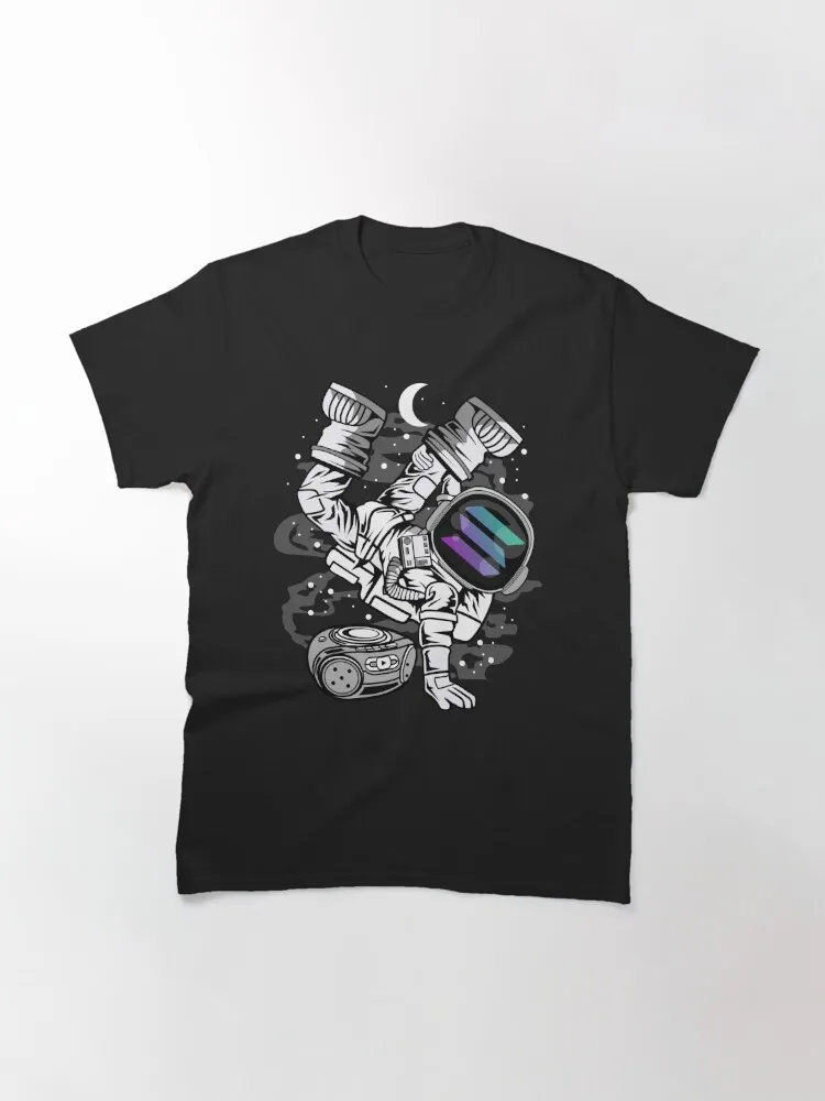 Hiphop Astronaut Solana SOL Coin To The Moon Crypto Token Blockchain Cryptocurrency Wallet Classic T-Shirt