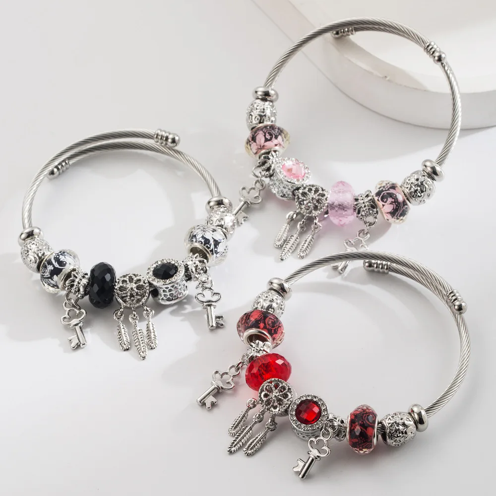 nova-pulseira-com-pingente-de-chave-elegante-e-moderna-para-mulheres-bracelete-ajustavel-de-aco-inoxidavel-versatil-e-na-moda