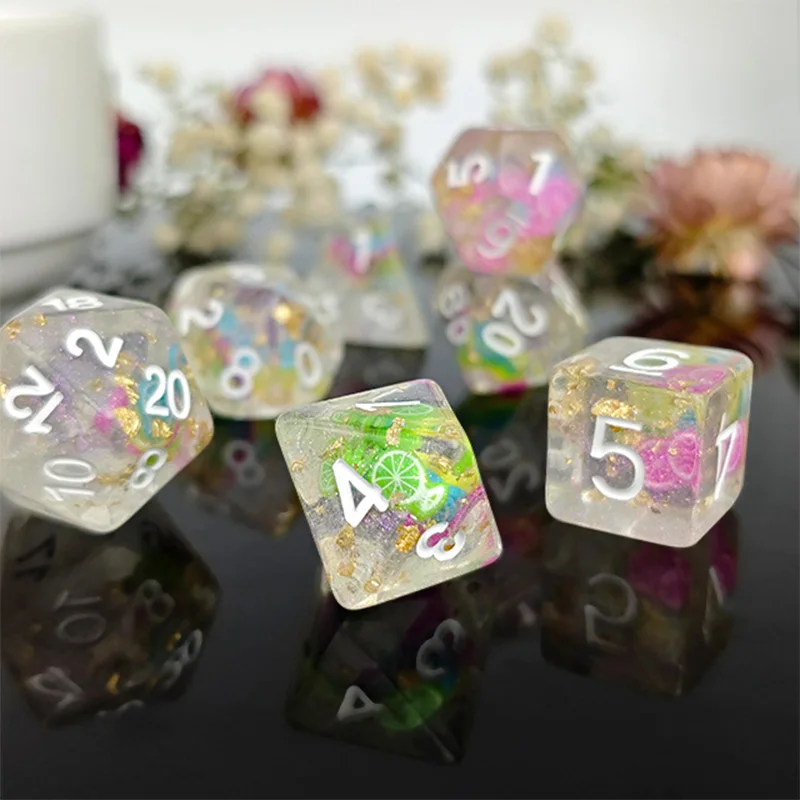 7pcs/Set Color Transparent Resin DND Dice Fruit Theme Polyhedral RPG Game Dice Leisure Entertainment Toys Game Accessories