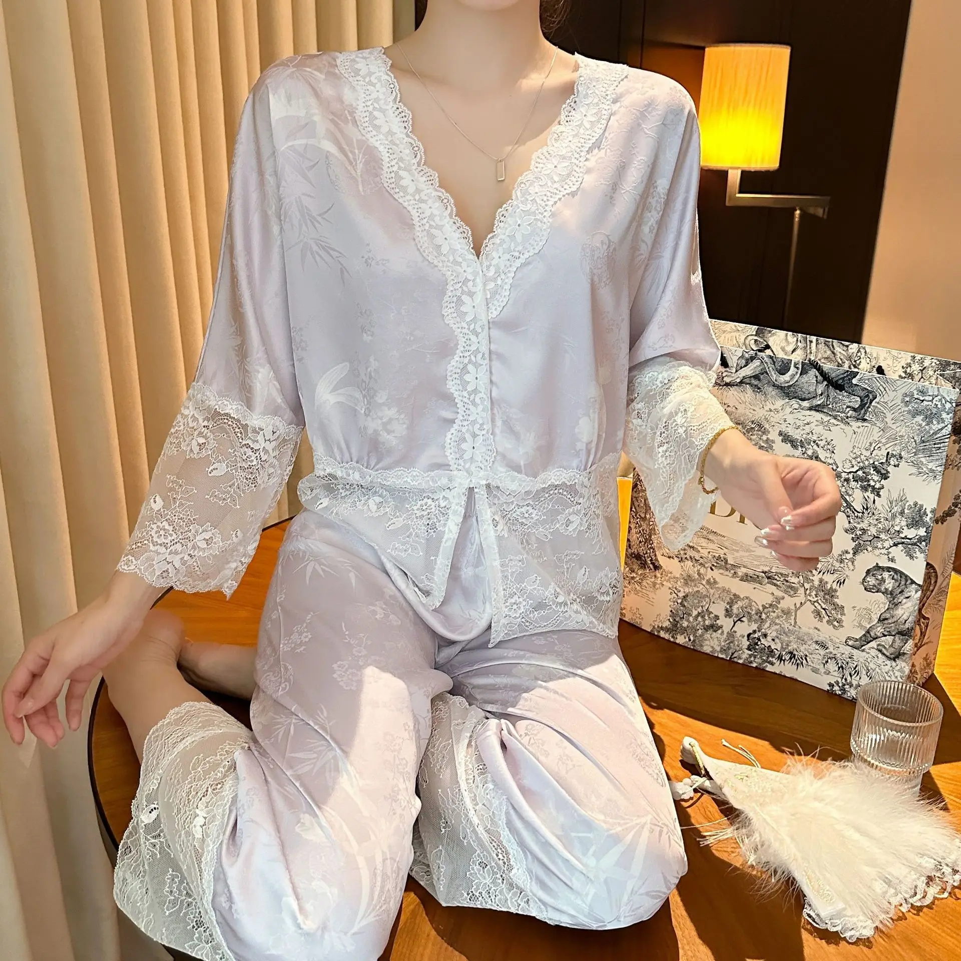 Print Fashion Pijamas Suit Novelty Female 2PCS Pajamas Set Spring Autumn Satin HomeWear Sleepwear Pyjama Pour Femme Loungewear