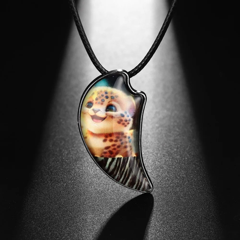 Trend Wolf Teeth Cute Cat Glass Pendant Charming Men and Women Necklaces New Fashion Jewelry Accessories Gift Wholesale
