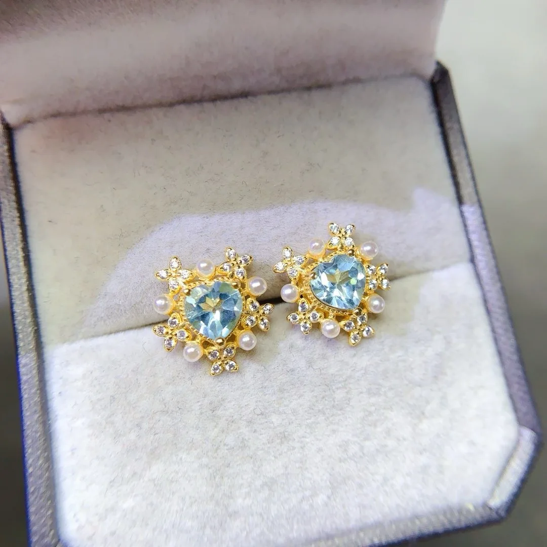 

Sophistication S925 Sterling Silver Ear Studs Featuring A Natural Topaz Designed for Women Who Fashionable and Premium Jewelry