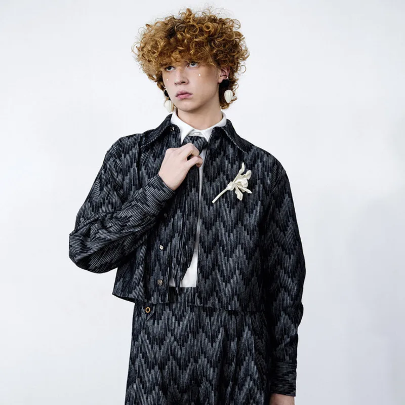 HKSH Spring Autumn Men Tide Dark Punk Denim Fashion Design Stylish Personality Short Jacket Valley Youth Original Design HK18824