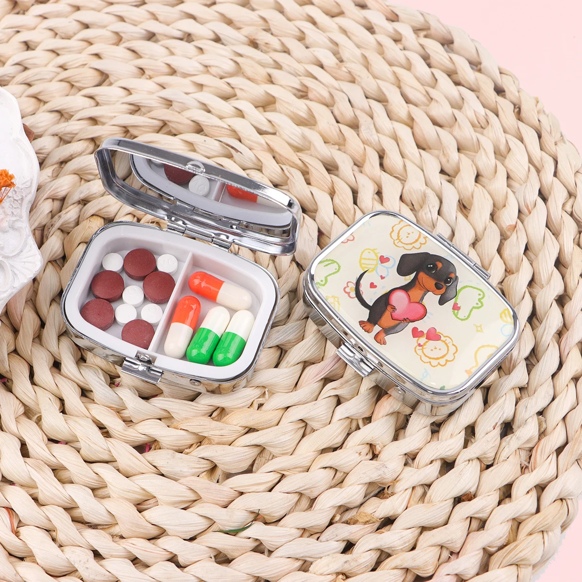 Cute Cats Pill Box Divided Metal Square Animals Tiger Birds Pill Box Travel Portable Medicine Case Small Pill Container Case Box