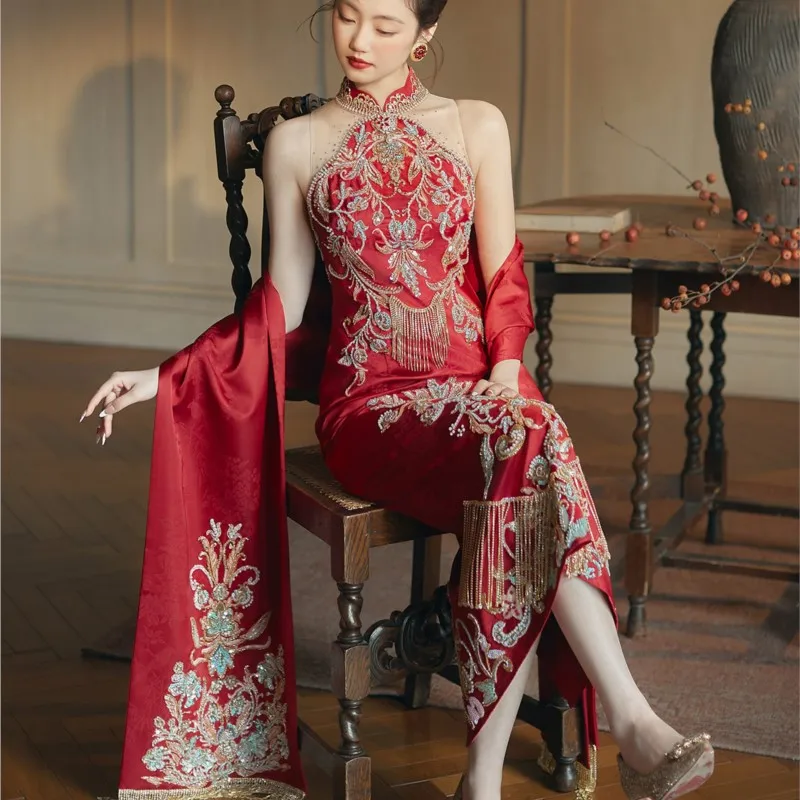 New Chinese style red cheongsam shawl toasting dress