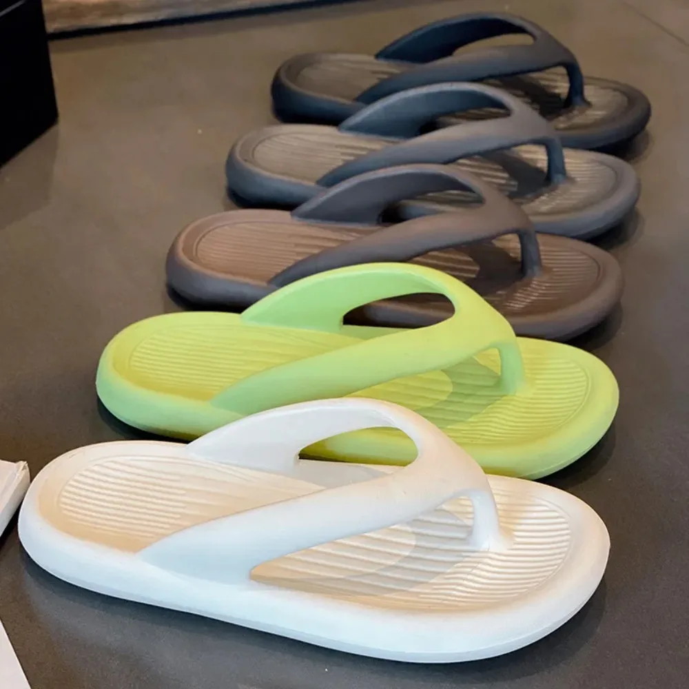 Feeling like stepping on feces EVA flip-flops forwomen, suitable forsummerwear, beach vacation, and as a couple's sandalsformen