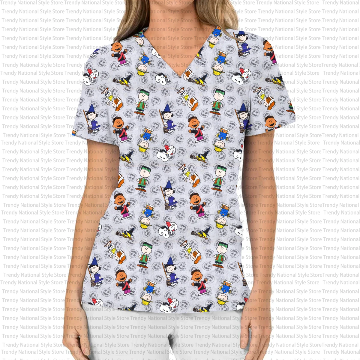 2025年新作カートゥーン風スヌーピー柄プリントレディースTシャツ、Vネック半袖ポケット付きフロストトップ、デンタルビューティーサロン、ペットショップ向けトップス