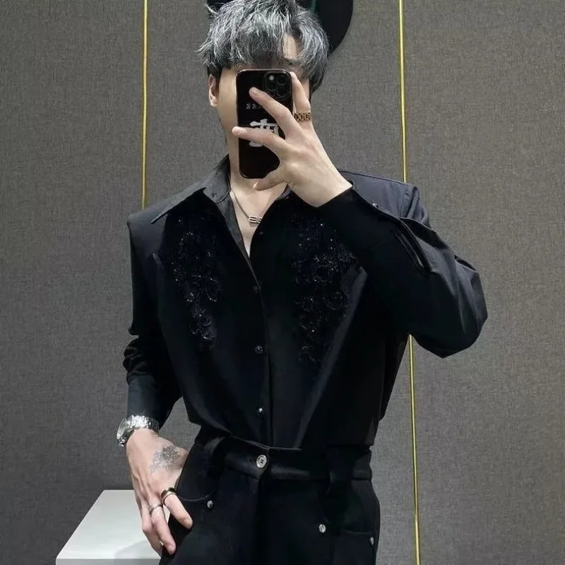 

Men's Black Long Sleeve Turn-Down Collar Shirt Sequin Embellished Chest Loose Fit Party Blouse