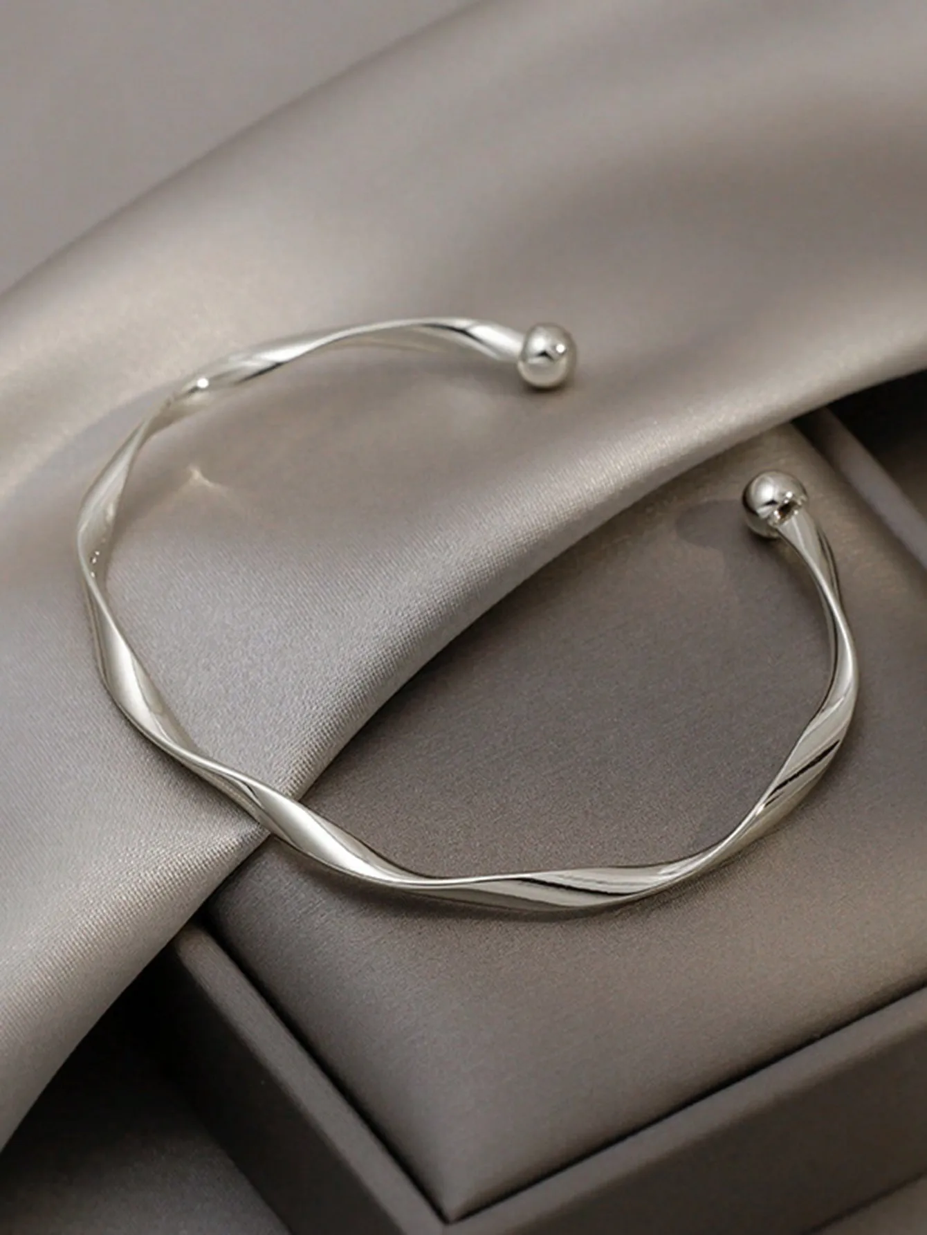 Thumbnail 3 - #28 Cheapest Womens Bracelets Deals You Can Get