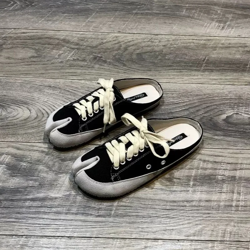 

Женские парусиновые шлепанцы, новинка 2024 года, унисекс, туфли на плоской подошве с разделенным носком, весенне-осенние дизайнерские модные стильные повседневные женские кроссовки