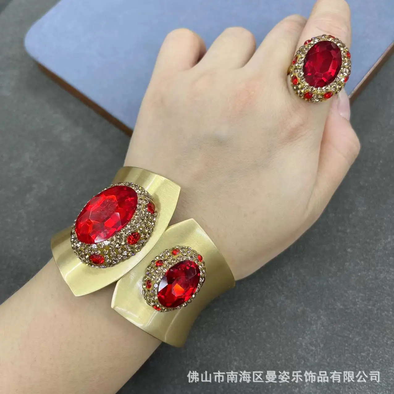 DIY accessories New crystal bracelet ring set, high-end atmospheric live bracelet ring, environmentally friendly color electropl