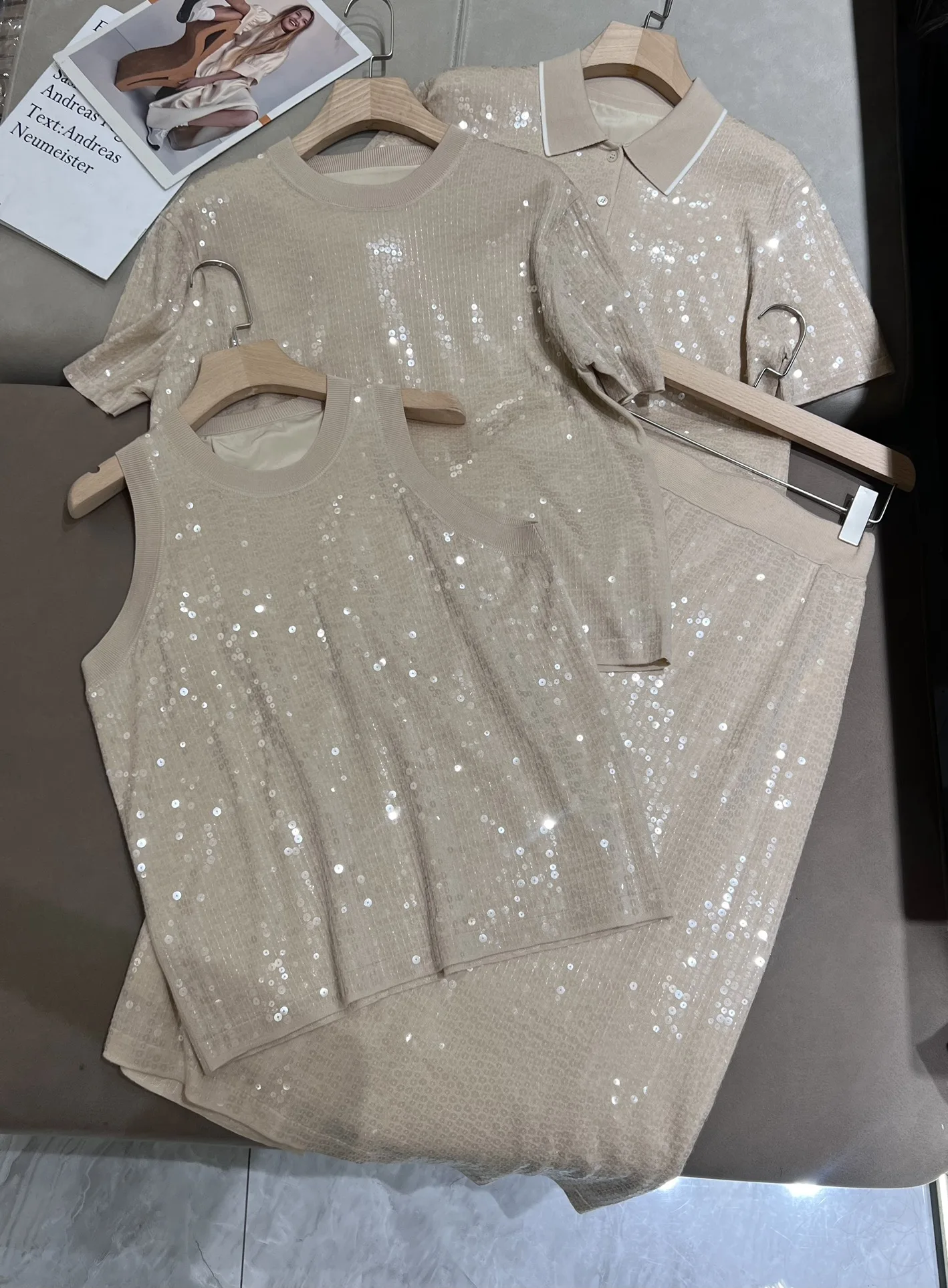 Ensemble 2 pièces à paillettes pour femmes, jupe longue à taille élastique, pull à manches courtes, vêtements de printemps et d'été, B * C