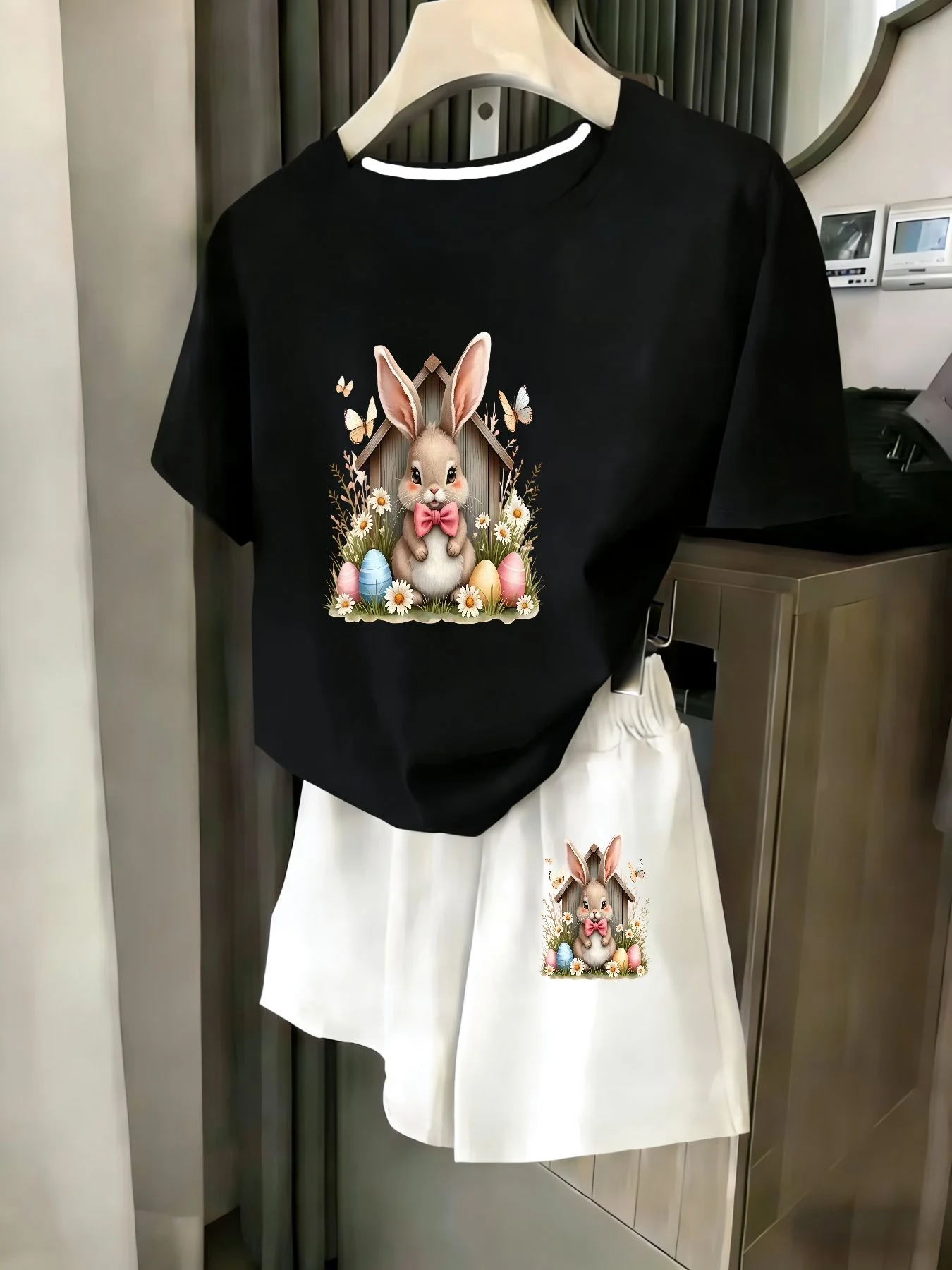 

Ladies 2-Piece Set Summer Beach Vacation Casual round Neck Short Sleeve Random Print T-Shirt Elastic Waist Shorts Suit Comfortab