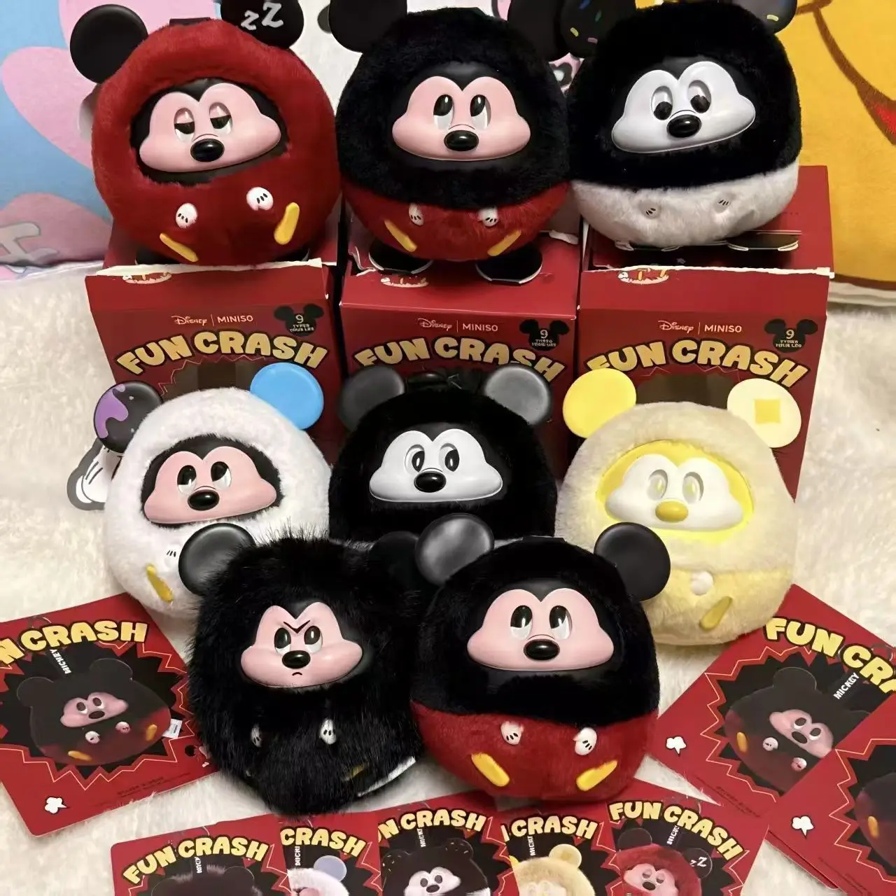 

Новинка 2025 года, милый мультфильм Miniso Disney с Микки, интересная серия Collision, слепая коробка, брелок, подвеска, загадочная коробка, фигурка, игрушки, подарок