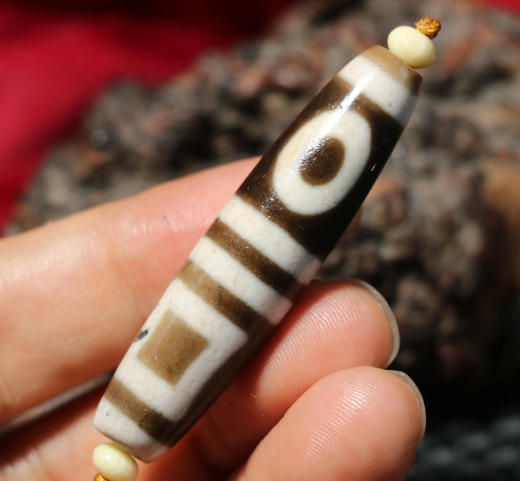 

Tibetan Old Oily Agate Patina Cinnabar Double Heaven&Earth dZi Gzi Dzee Bead $$$ Talisman Treasure