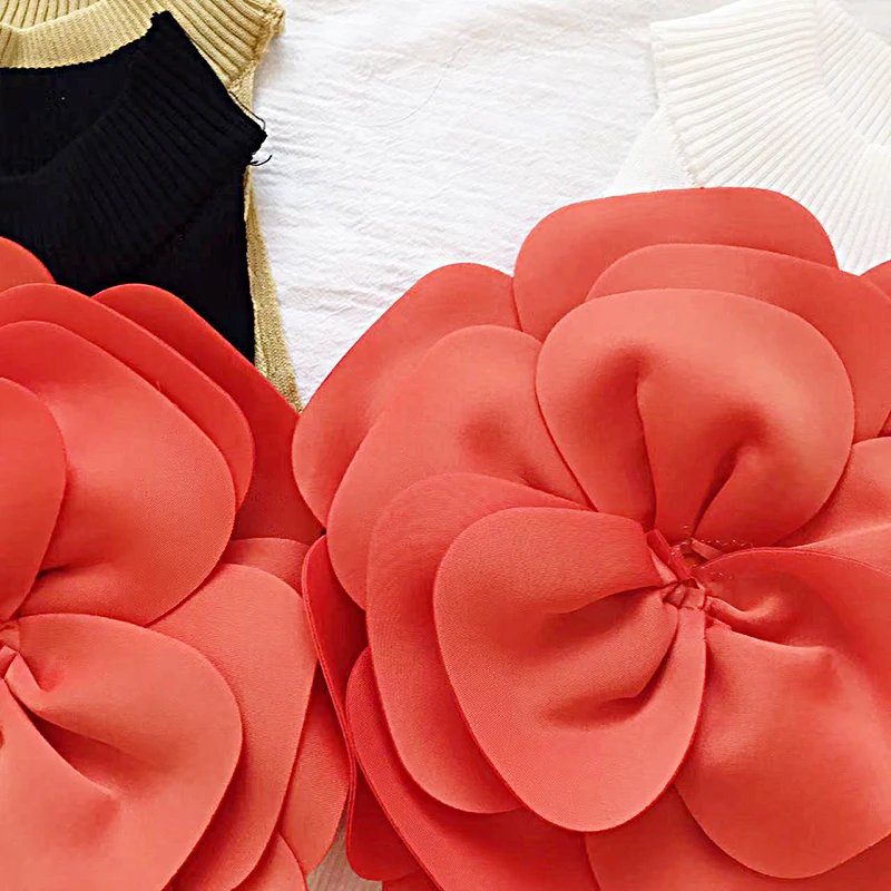 2025 New Summer Tank Top Women Diagonal Collar Three-dimensional Flower Outwear Camisole Summer Camis Hotsweet white top