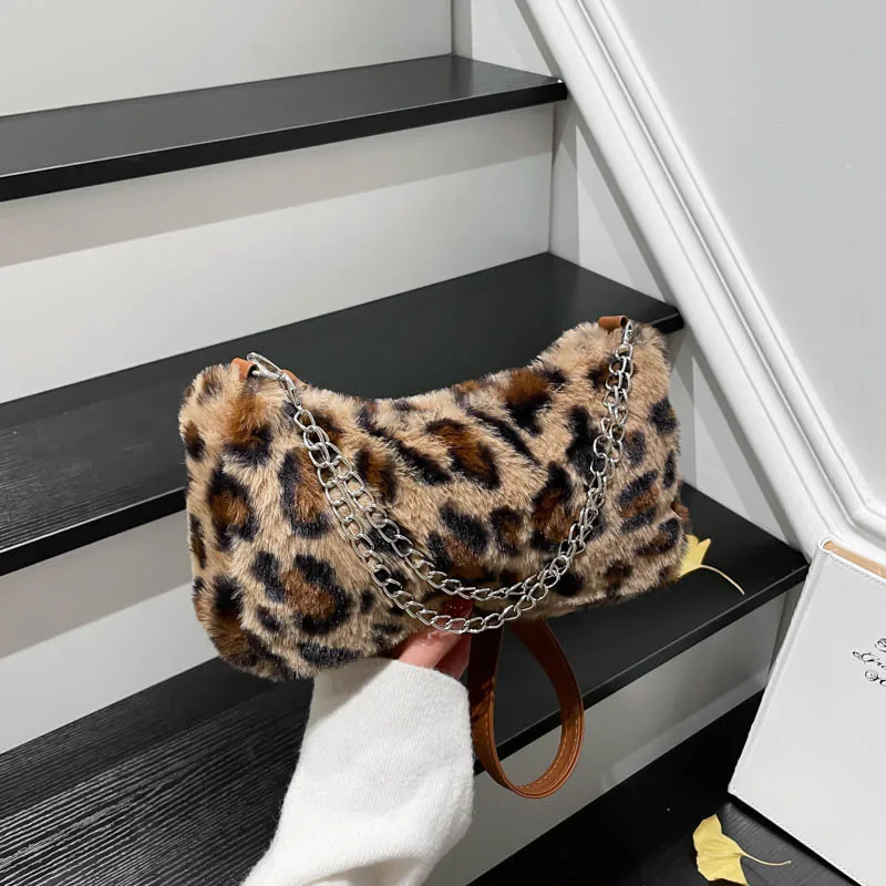 Vintage Leopard Print Women Soft Plush Shoulder Bags Winter Versatile Ladies Furry Underarm Bag Chain Girls Phone Handbag Purse