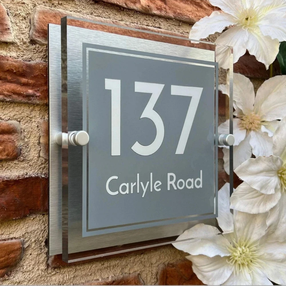 

Индивидуальная акриловая табличка с новейшим дизайном: номер дома, название улицы, номер квартиры