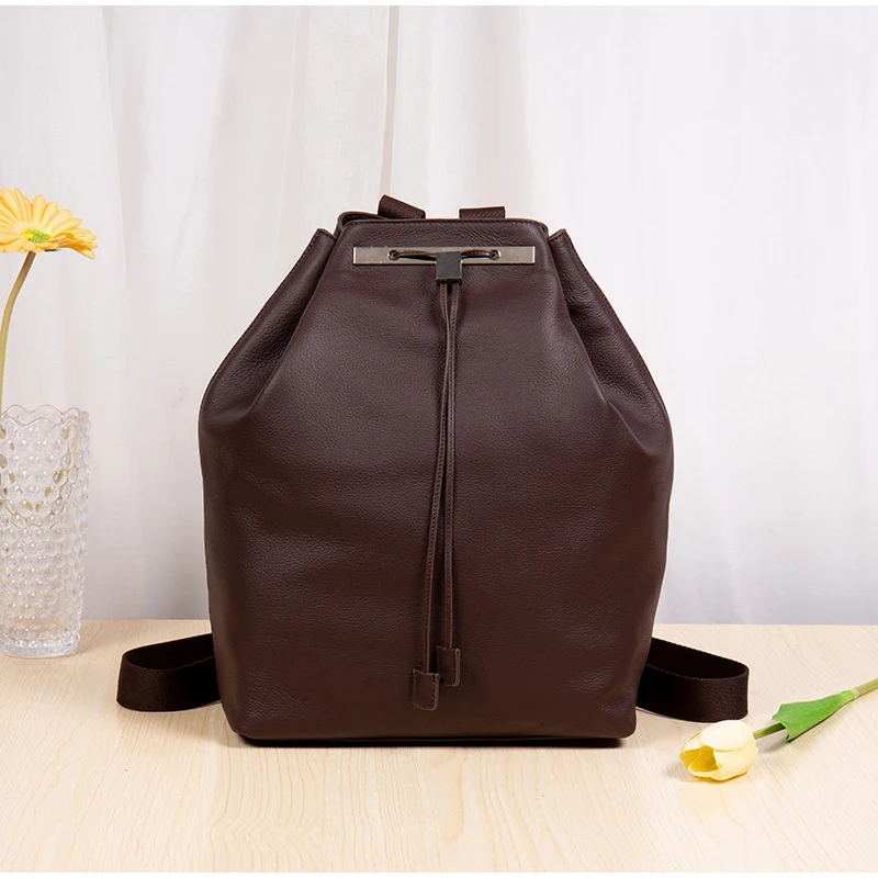 Luxuriöse Designer-Handtasche aus Rindsleder, weiblich, 2025, neue große Kapazität, Pendler-Freizeit-Eimertasche, Umhängetasche, Rucksack, Bowling-Tasche, neu