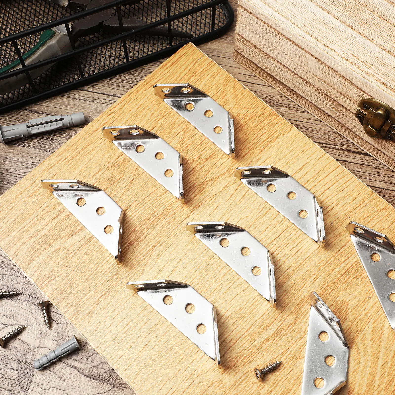 10Pcs Stainless Steel Metal Corner Brackets Strong Stable Right Angle Bracket for Bookcase Shelving Cabinet Reinforcement