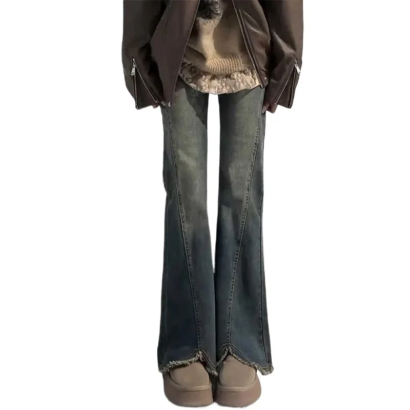 Zementgraue, ausgefranster Saum, ausgestellte Micro-Flare-Jeans für 25, Übergröße, hohe Taille, schlankmachende, hüftbedeckende, elastische Hose im Herbst und Winter