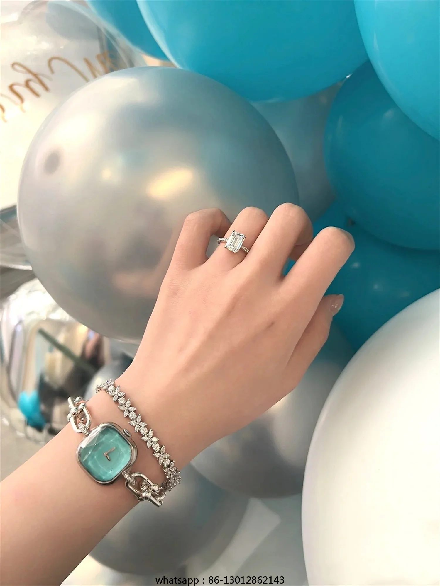 

Sea blue small sugar cube exquisite and small brand genuine 2025 new women's watch