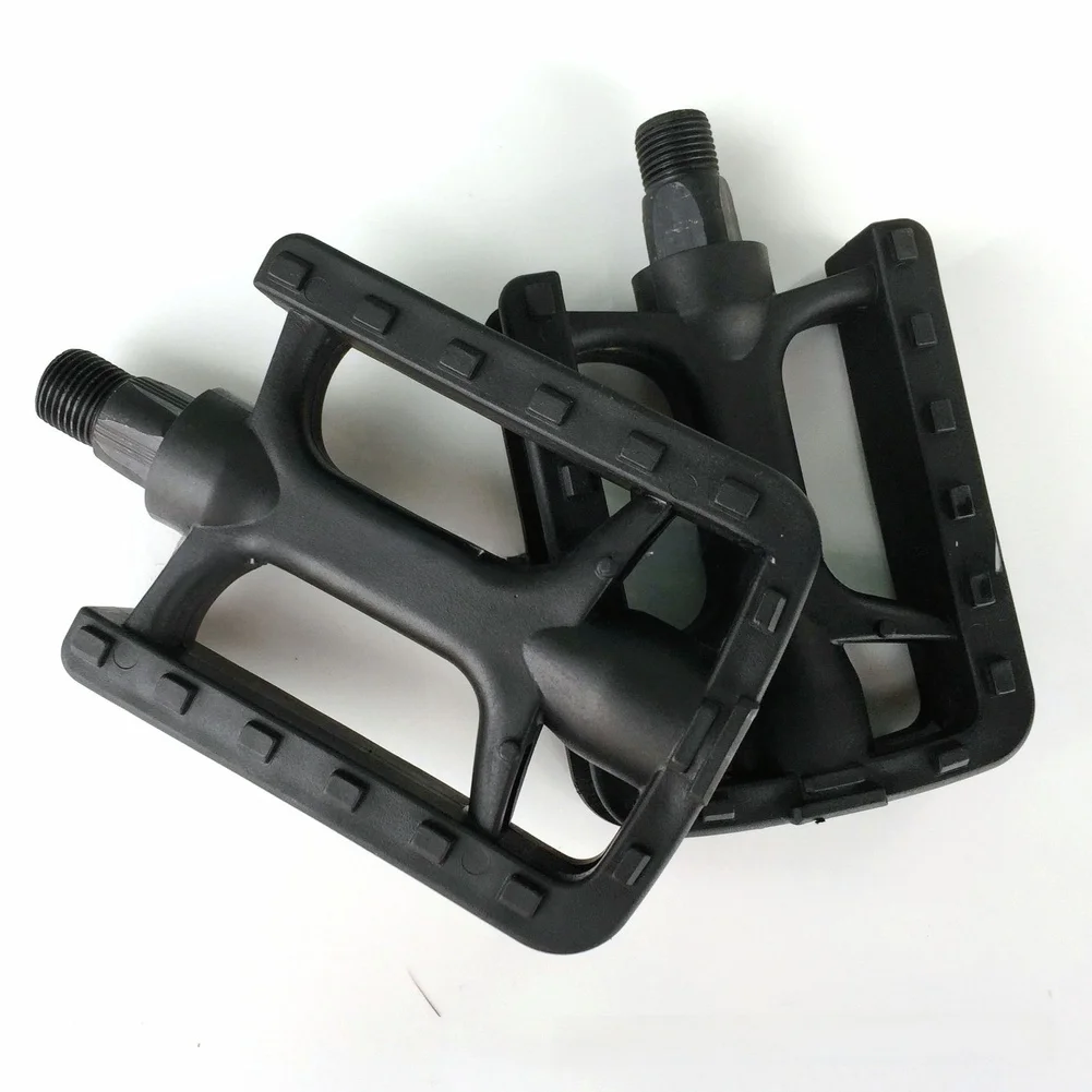 Non-Slip Black Wide Pedals for For mountain Bikes Plastic Material 11 10cm Size Compatible with Standard Spindles