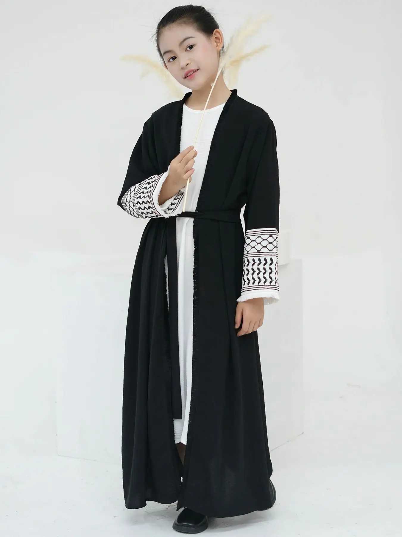 

Ramadan Eid Kids Girl Embroidery Kimono Open Abaya Dubai Muslim Islam Kaftan Modest Coat Dress Kebaya Robe Caftan Marocain Femme