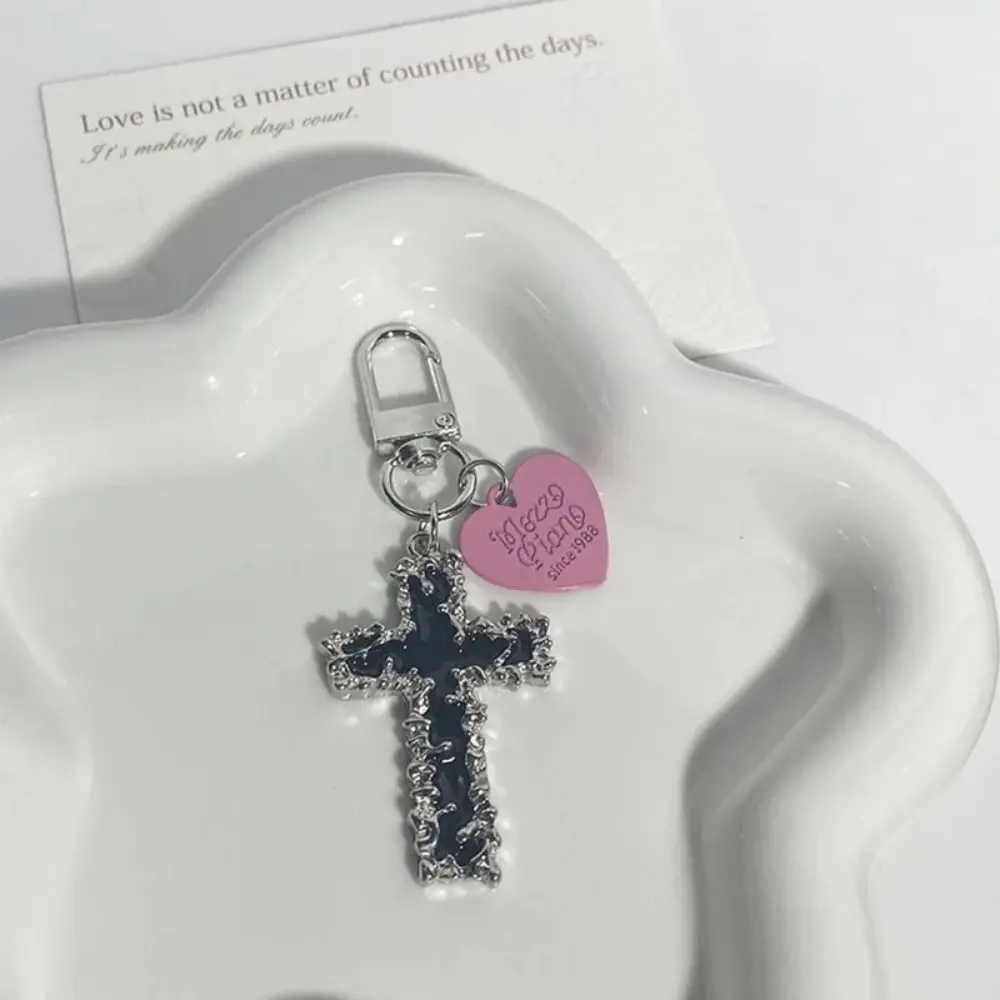 Bag Pendant Butterfly Cross Key Chain Irregular Gothic Heart Y2K Lava Thorn Keyring Ins Black Cross Love Keychain Creative Gift