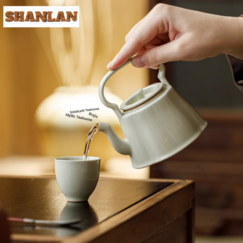 HOYIHM 190ml Honey Glaze Handle Teapot Luxury Tea Infuser Pot Tea Maker Kettle With Ball Hole Oolong Tea Cafes Ornaments Gifts