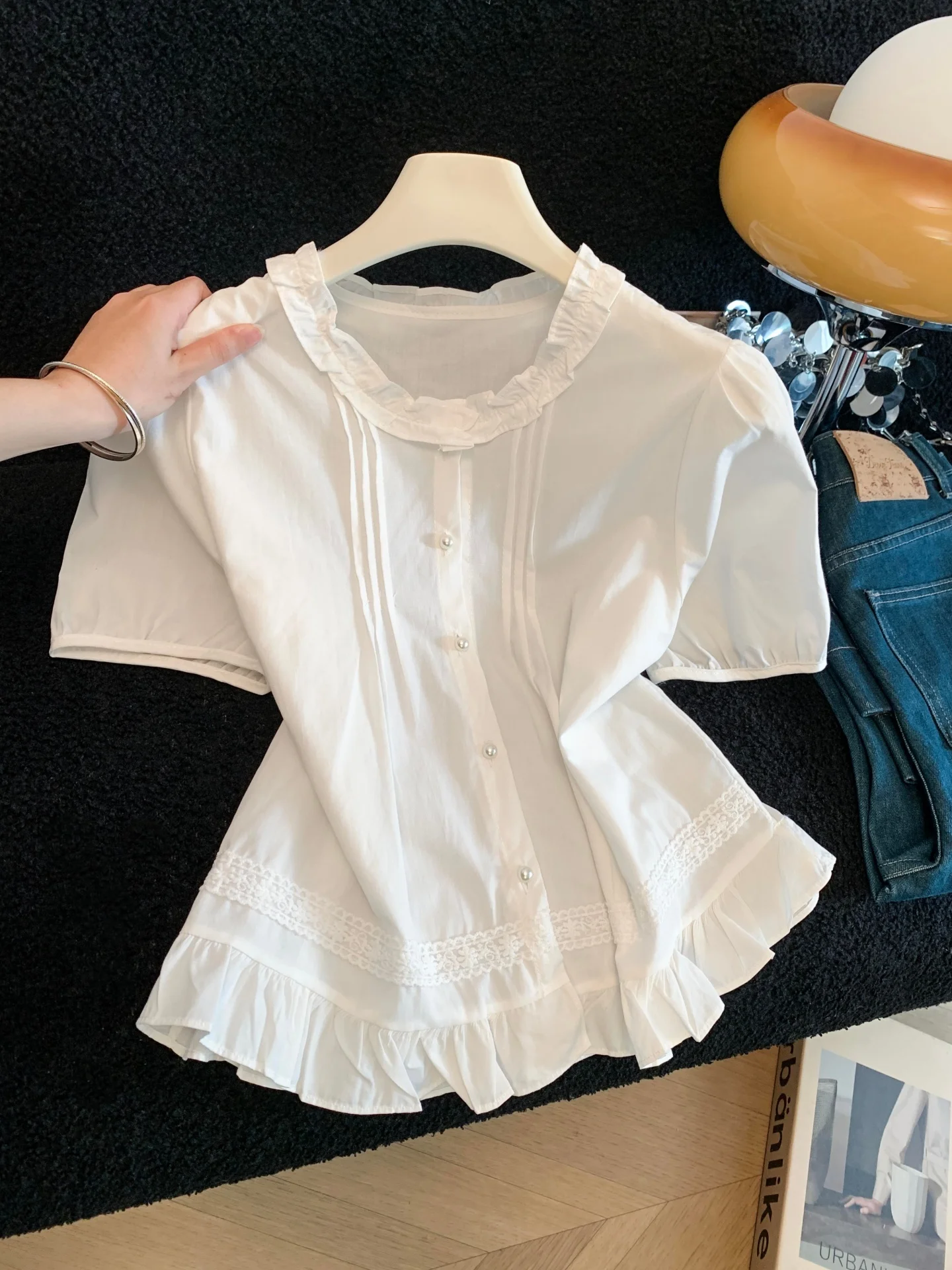 

Sweet Loose Fit Short Sleeve White Shirt Women's Korean Style Wood Grain Design Slimming Top for Younger Looking