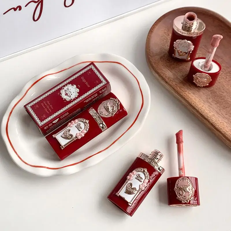 Vloeibare Blusher Kleur Gezichtsmake-up Matte Twee-in-één Vloeibare Blush Moisturizer Langdurige schoonheid Uitbreidt contracten Wangcosmetica uit