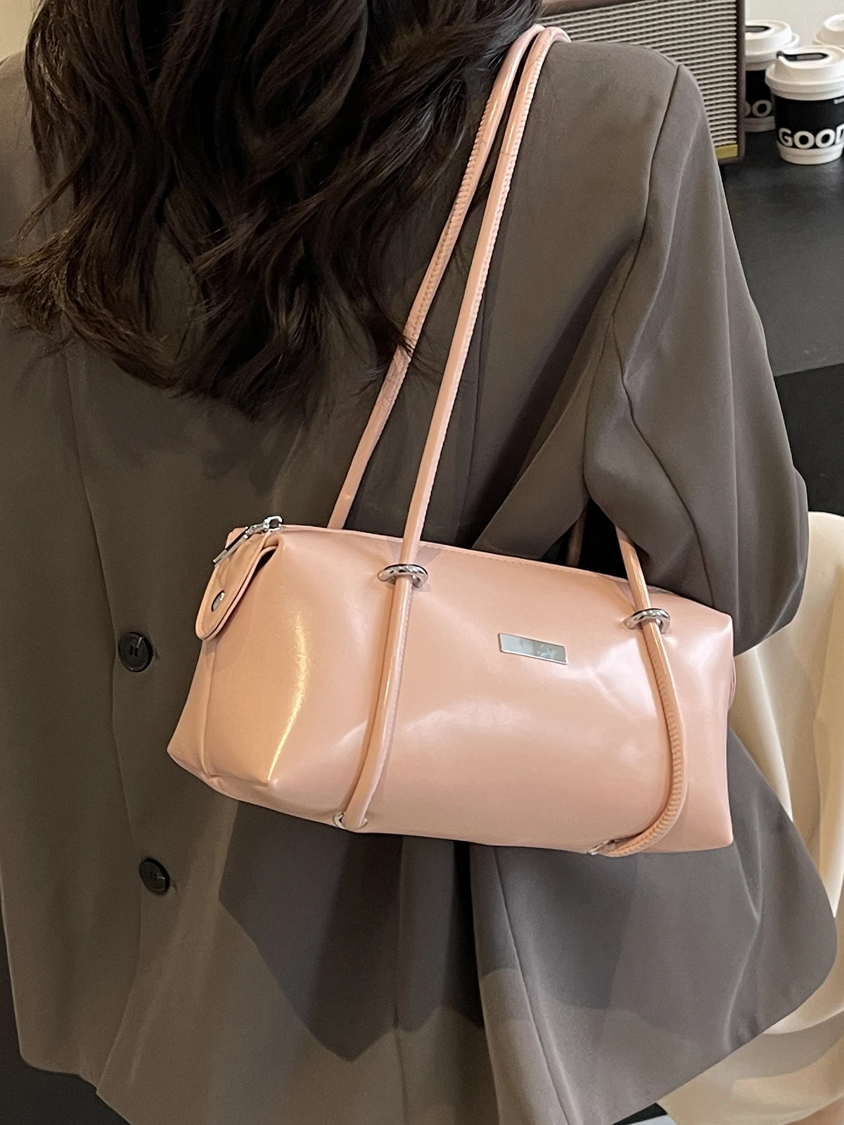 High Quality Pu Leather Underarm Bag Women Solid Color Zipper Versatile Handbag and Purse Hot Girl Large Capacity Shouder Bags